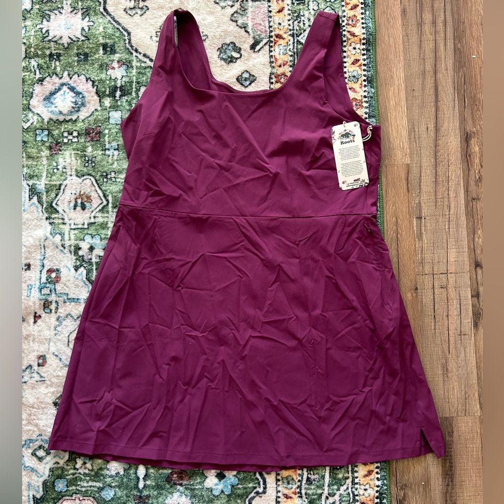 NWT Alder Apparel x Roots Active Dress
